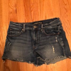 Express shorts size 8